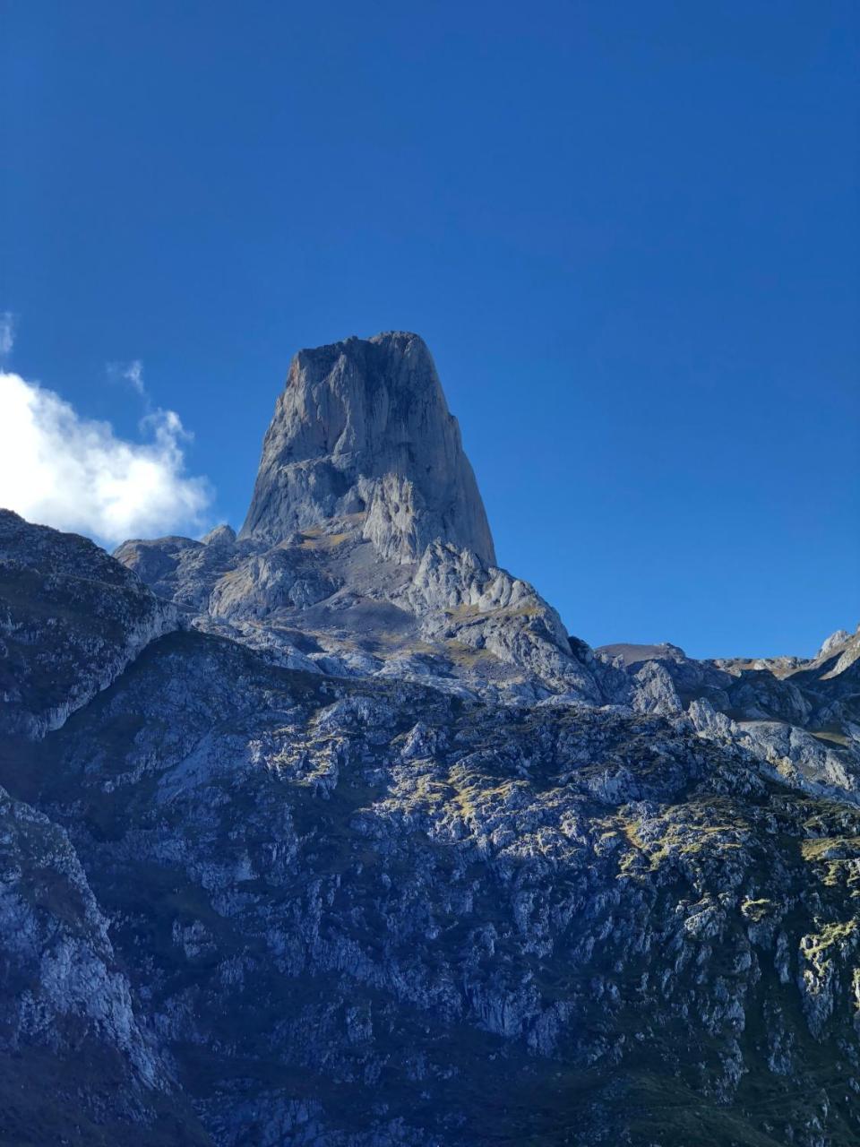 Albergue Villa De Bulnes Dış mekan fotoğraf